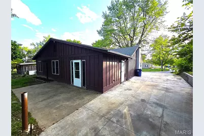 12102 McKelvey Road, Maryland Heights, MO 63043 - Photo 5