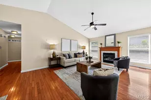 385 Birchwood Crossing Ln, Maryland Heights, MO 63043 - Photo 13