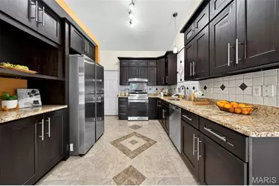 385 Birchwood Crossing Lane, Maryland Heights, MO 63043 - Photo 21