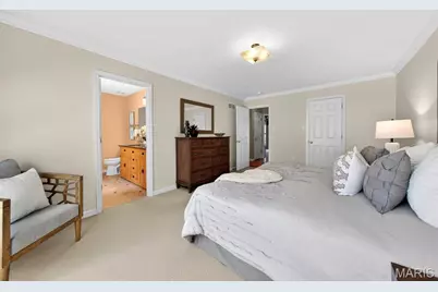 385 Birchwood Crossing Lane, Maryland Heights, MO 63043 - Photo 31