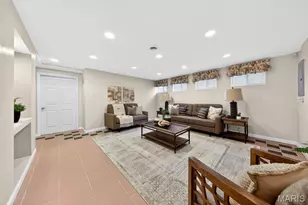 385 Birchwood Crossing Ln, Maryland Heights, MO 63043 - Photo 35