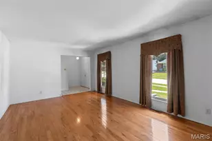 23 Quail Woods Dr, Fenton, MO 63026 - Photo 5