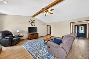 4 Santa Ynez Ct, Saint Charles, MO 63303 - Photo 5