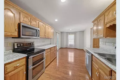 2220 Cherry Blossom Circle, Lebanon, MO 65536 - Photo 33