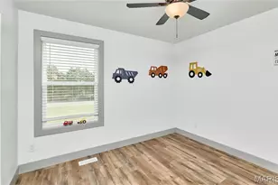 28730 Woodland Heights Dr, Warrenton, MO 63383 - Photo 13