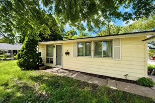 711 Ellis St, Elsberry, MO 63343 - Photo 1