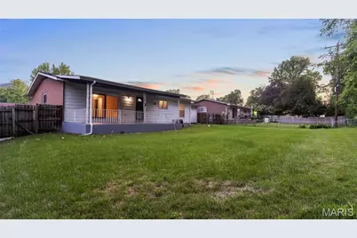 1805 Shardell Drive, Saint Louis, MO 63138 - Photo 21