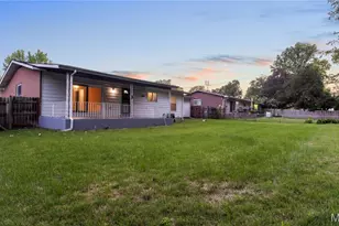 1805 Shardell Dr, Saint Louis, MO 63138 - Photo 21