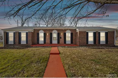2365 Thunderbird Avenue, Florissant, MO 63033 - Photo 1