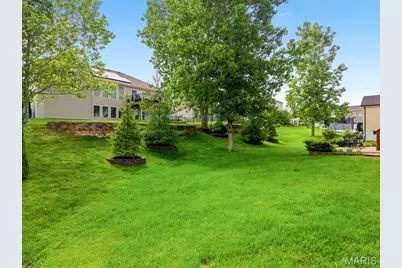 4302 Broken Rock Drive, Wentzville, MO 63385 - Photo 35