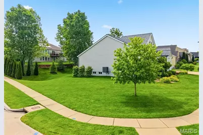 4302 Broken Rock Drive, Wentzville, MO 63385 - Photo 37