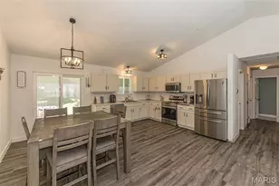 6408 Flagstone Ct, Unincorporated, MO 63052 - Photo 5