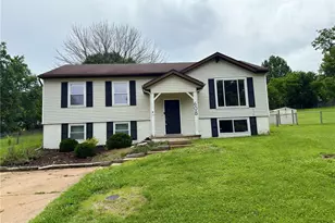 608 Williams Dr, Eureka, MO 63025 - Photo 1