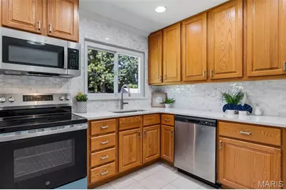 515 Golden Valley Drive, Saint Louis, MO 63129 - Photo 7