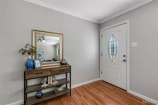 515 Golden Valley Dr, Saint Louis, MO 63129 - Photo 3