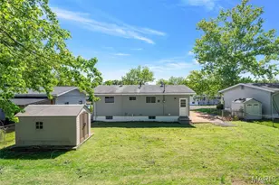 515 Golden Valley Dr, Saint Louis, MO 63129 - Photo 25
