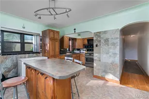 701 Garlyn Ct, Saint Louis, MO 63123 - Photo 13
