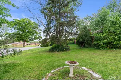 701 Garlyn Court, Saint Louis, MO 63123 - Photo 33