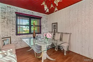 701 Garlyn Ct, Saint Louis, MO 63123 - Photo 15