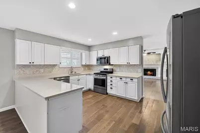 12112 Fahrpark Lane, Saint Louis, MO 63146 - Photo 21
