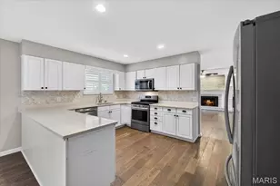 12112 Fahrpark Ln, Saint Louis, MO 63146 - Photo 21