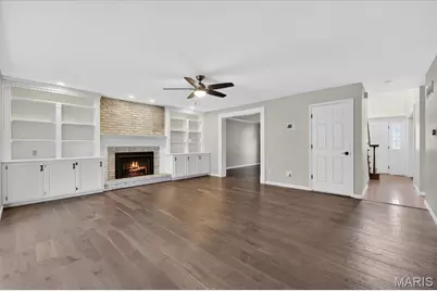 12112 Fahrpark Lane, Saint Louis, MO 63146 - Photo 9