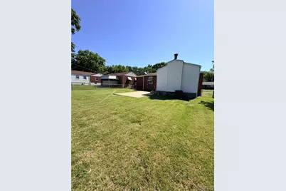 9233 Edna Street, Riverview, MO 63137 - Photo 21
