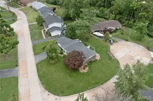 111 La Gorce Dr, Chesterfield, MO 63017 - Photo 49