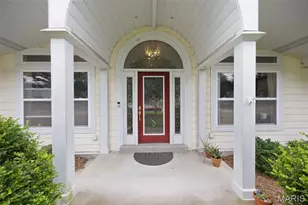 111 La Gorce Dr, Chesterfield, MO 63017 - Photo 3