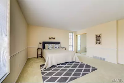 923 Claytonbrook Drive #2, Ballwin, MO 63011 - Photo 27