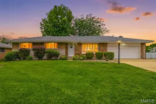 7712 Sunray Ln, Crestwood, MO 63123 - Photo 1