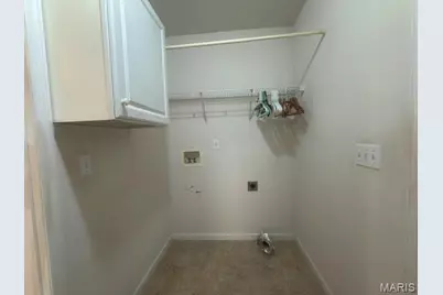591 Creekwood Boulevard, Troy, MO 63379 - Photo 7