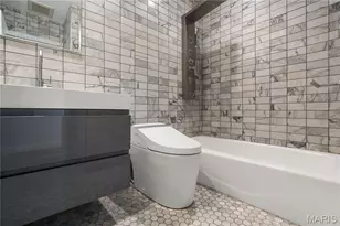 2 Sunswept Dr, Saint Louis, MO 63141 - Photo 31