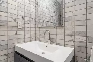 2 Sunswept Dr, Saint Louis, MO 63141 - Photo 29