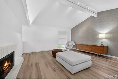 2 Sunswept Drive, Saint Louis, MO 63141 - Photo 5