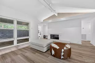 2 Sunswept Dr, Saint Louis, MO 63141 - Photo 13