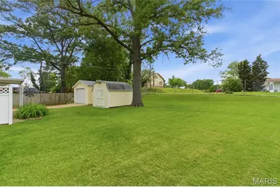 8309 Julia Drive, Affton, MO 63123 - Photo 37