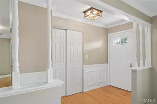 15645 Dresden Lake Ct, Chesterfield, MO 63017 - Photo 5