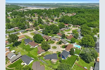 5859 Hunterbrook Court, Oakville, MO 63129 - Photo 3