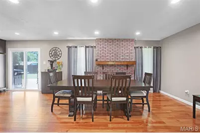 5859 Hunterbrook Court, Oakville, MO 63129 - Photo 11