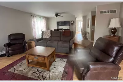 1027 Forder Square Drive, Saint Louis, MO 63129 - Photo 7
