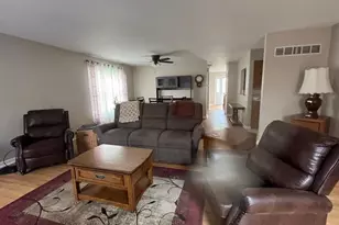 1027 Forder Square Dr, Saint Louis, MO 63129 - Photo 7