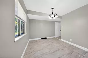 534 Alcove Ave, Bellefontaine Neighbors, MO 63137 - Photo 5