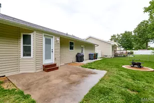 806 S Yosemite Ct, Saint Peters, MO 63376 - Photo 29