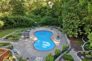 825 Greenwich Green Ln, Town and Country, MO 63017 - Photo 37