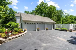 825 Greenwich Green Ln, Town and Country, MO 63017 - Photo 35
