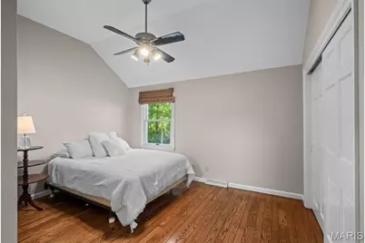 825 Greenwich Green Lane, Town and Country, MO 63017 - Photo 25