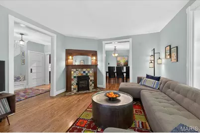 921 Newport Avenue, Saint Louis, MO 63119 - Photo 11