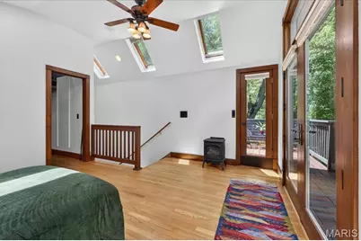 921 Newport Avenue, Saint Louis, MO 63119 - Photo 29