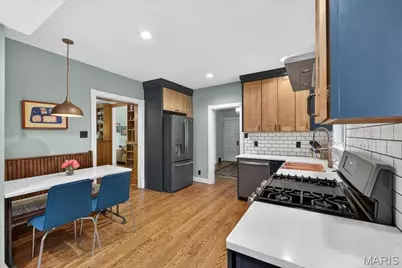 921 Newport Avenue, Saint Louis, MO 63119 - Photo 17